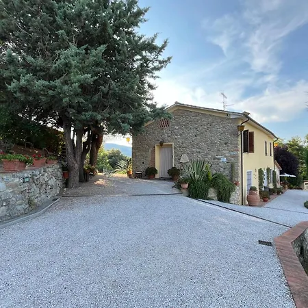 Podere La Svolta 3* キャンニ