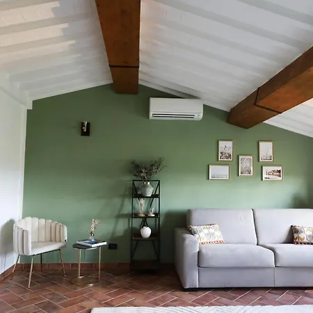 ベッド・アンド・ブレックファスト Podere La Svolta 3*