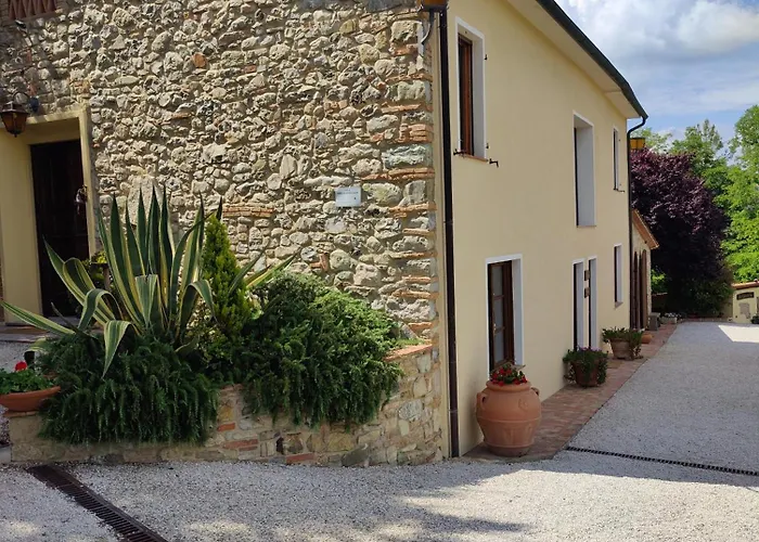 Bed & Breakfast Podere La Svolta 3*