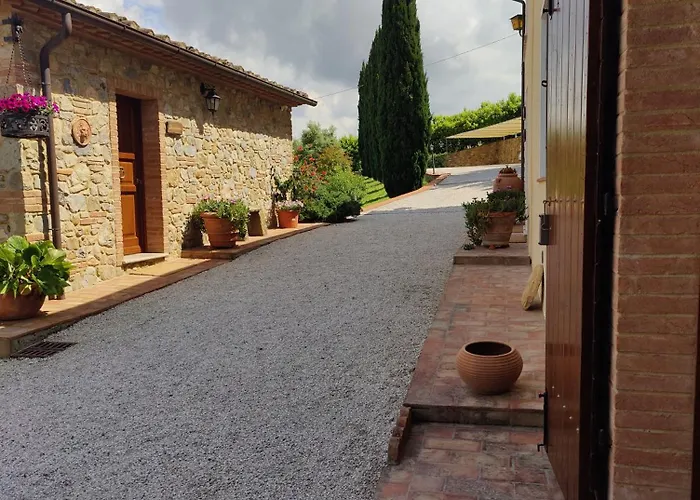 Bed & Breakfast Podere La Svolta 3*