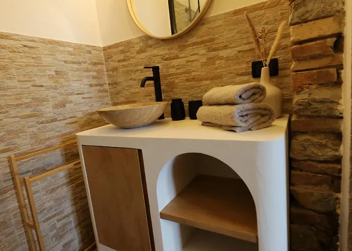 Bed & Breakfast Podere La Svolta 3*